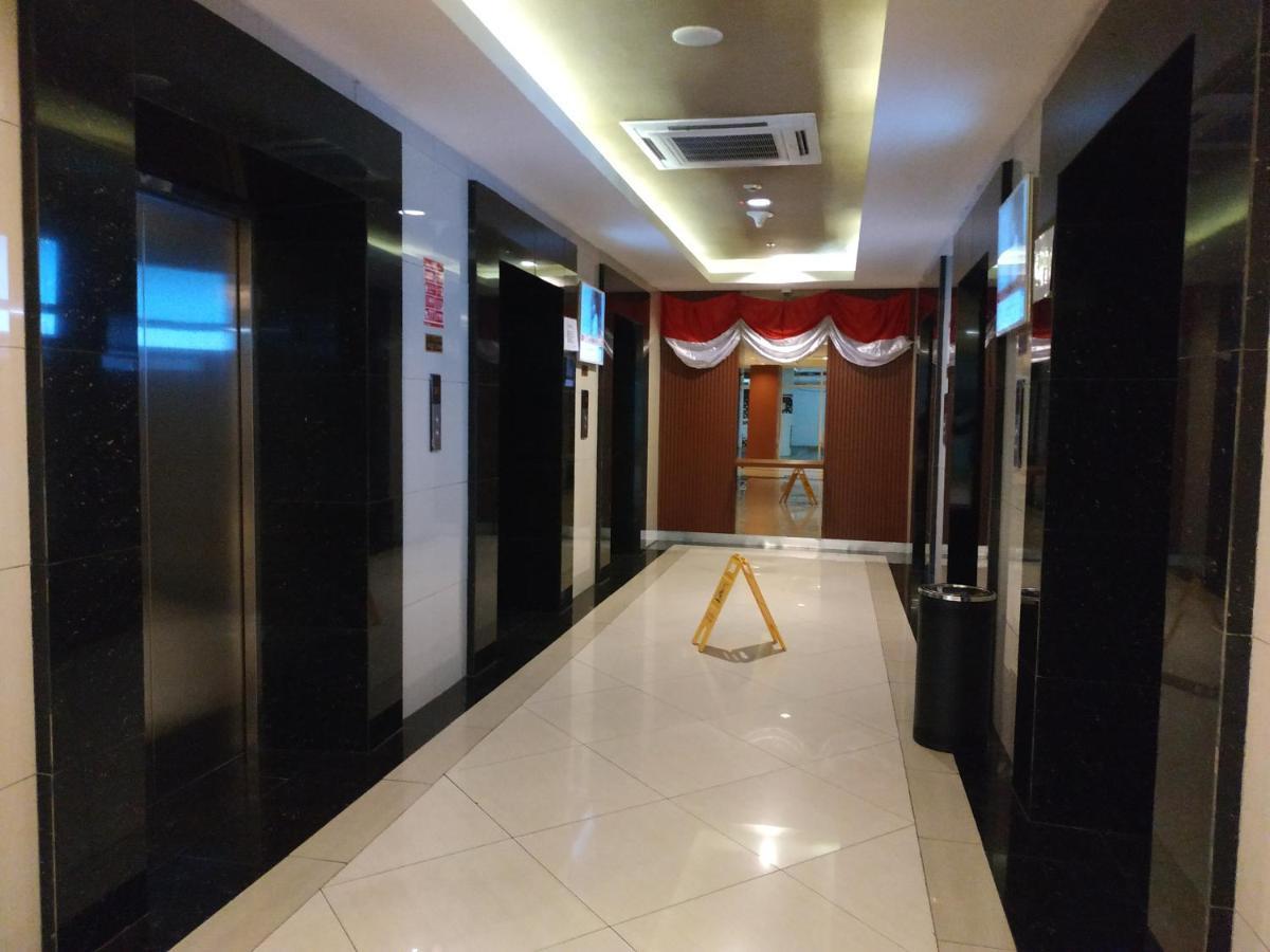 Apartemen Grand Kamala Lagoon By Mitra Propertindo