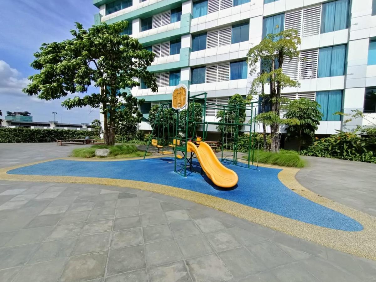 Grand Kamala Lagoon By Mitra Propertindo Apartemen